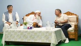 ফটিকছড়িতে হেফাজত আমীরের সঙ্গে প্রধানমন্ত্রীর একান্ত বৈঠক, আলেমদের দাবিতে যা বলল সরকার